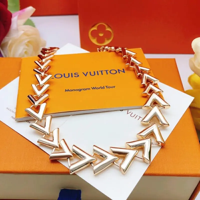 louis vuitton collier s_123a2632